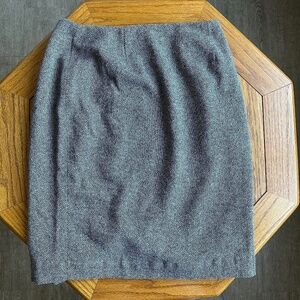 *LORD & TAYLOR* Petite Black x White Wool Pencil Skirt Size 8P